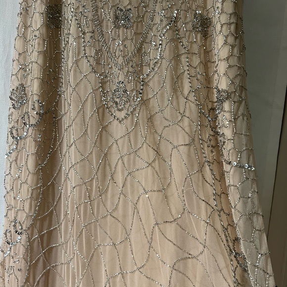 Aiden Mattox beaded formal dress - Picture 5 of 8